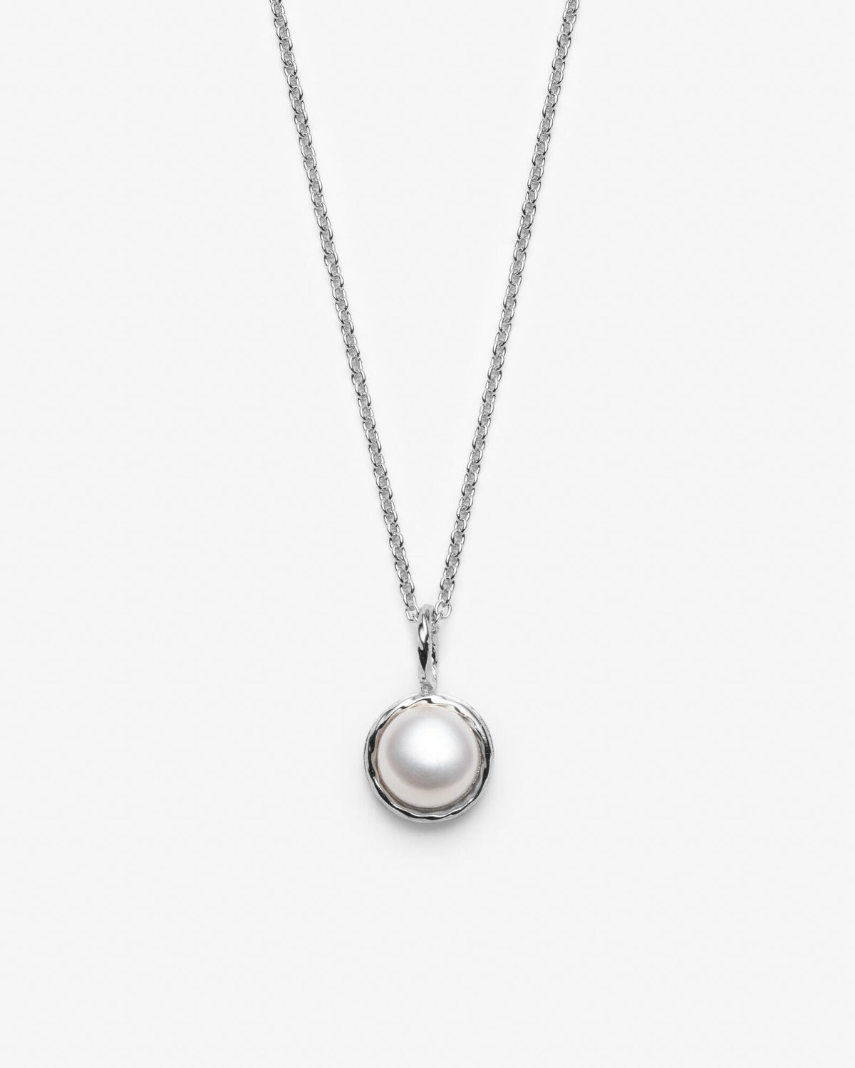 collier perle blanche minimaliste