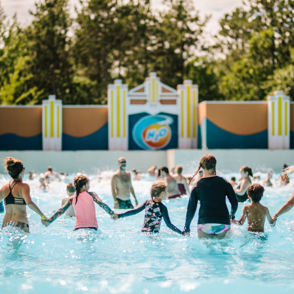 Accès au parc aquatique pour une famille de 4 personnes - AquaParc H2O