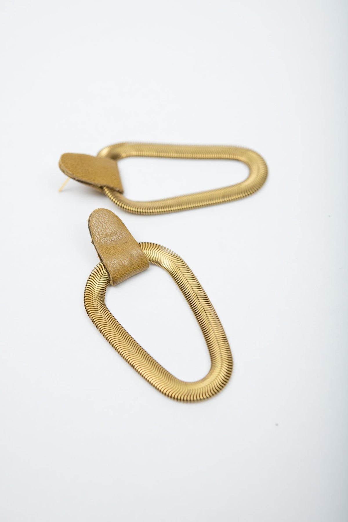 9e AVENUE boucles d'oreilles en cuir et laiton