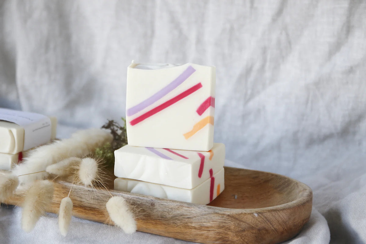 Savon artisanal - Pêche, magnolia et framboise