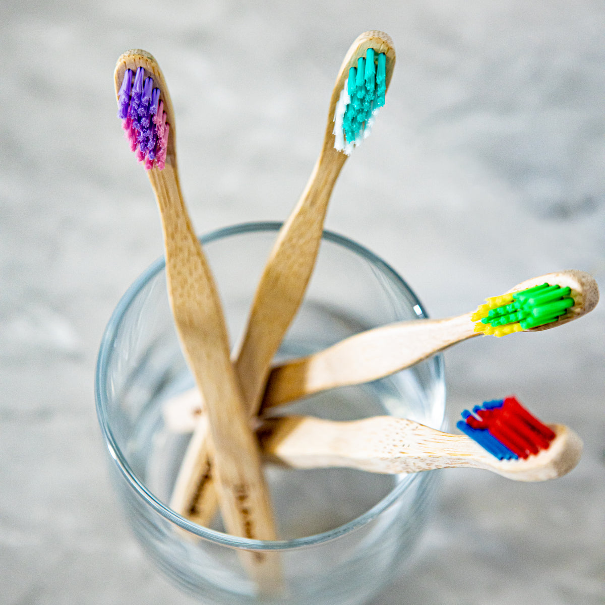 Paquet de 4 Brosses à Dents en Bamboo