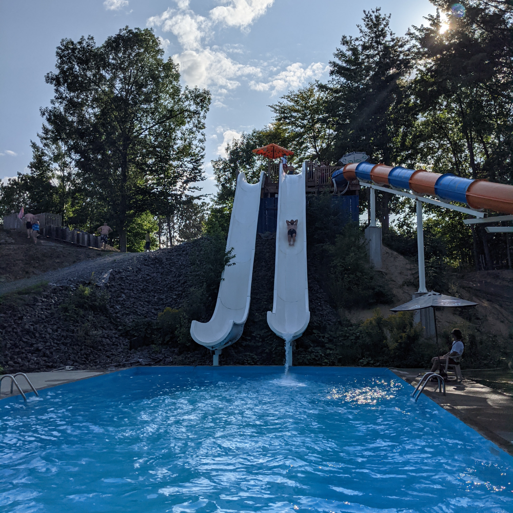 Accès au parc aquatique pour 2 personnes - AquaParc H2O