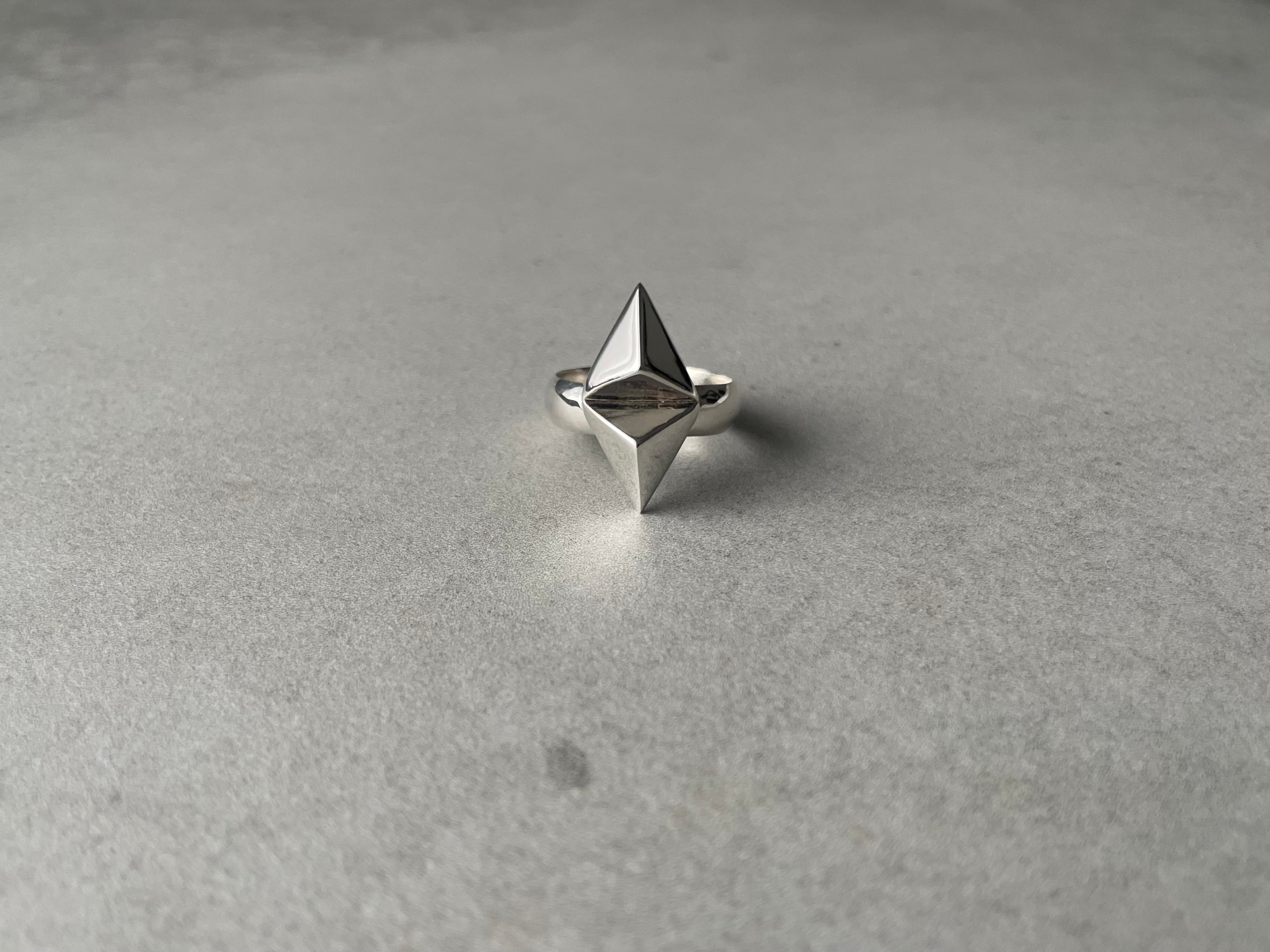 199VI ring