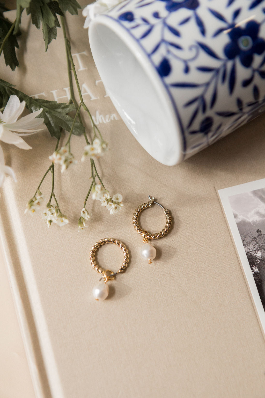 Marguerite earrings 2