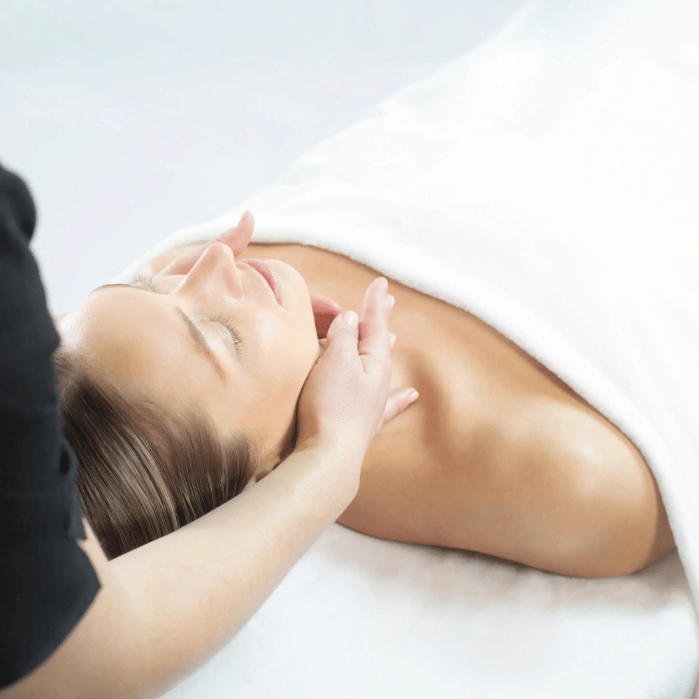 Massage et soin du visage pour 1 personne - Littoral Hôtel & Spa