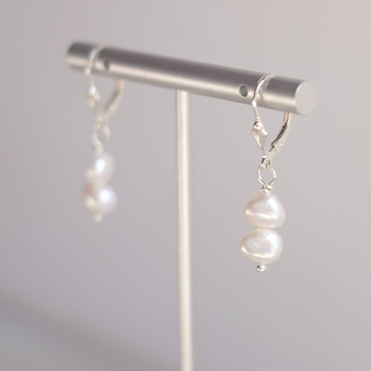 Boucles d'oreilles double perles d'eau douce en argent sterling