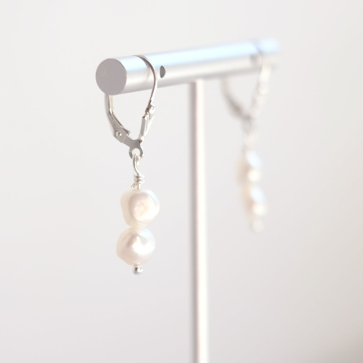 Boucles d'oreilles double perles d'eau douce en argent sterling