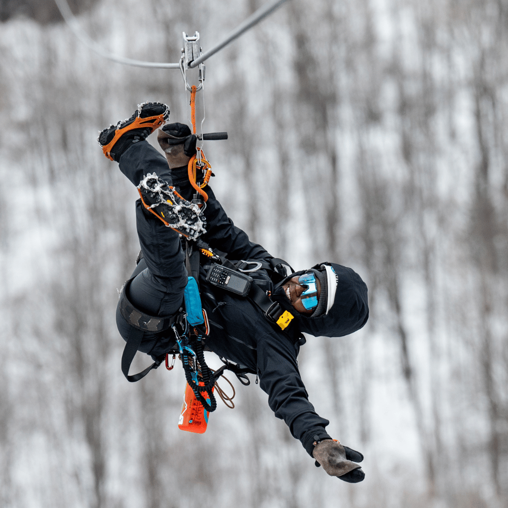 Randonnée et méga-tyroliennes hivernales pour 2 personnes - TYROPARC