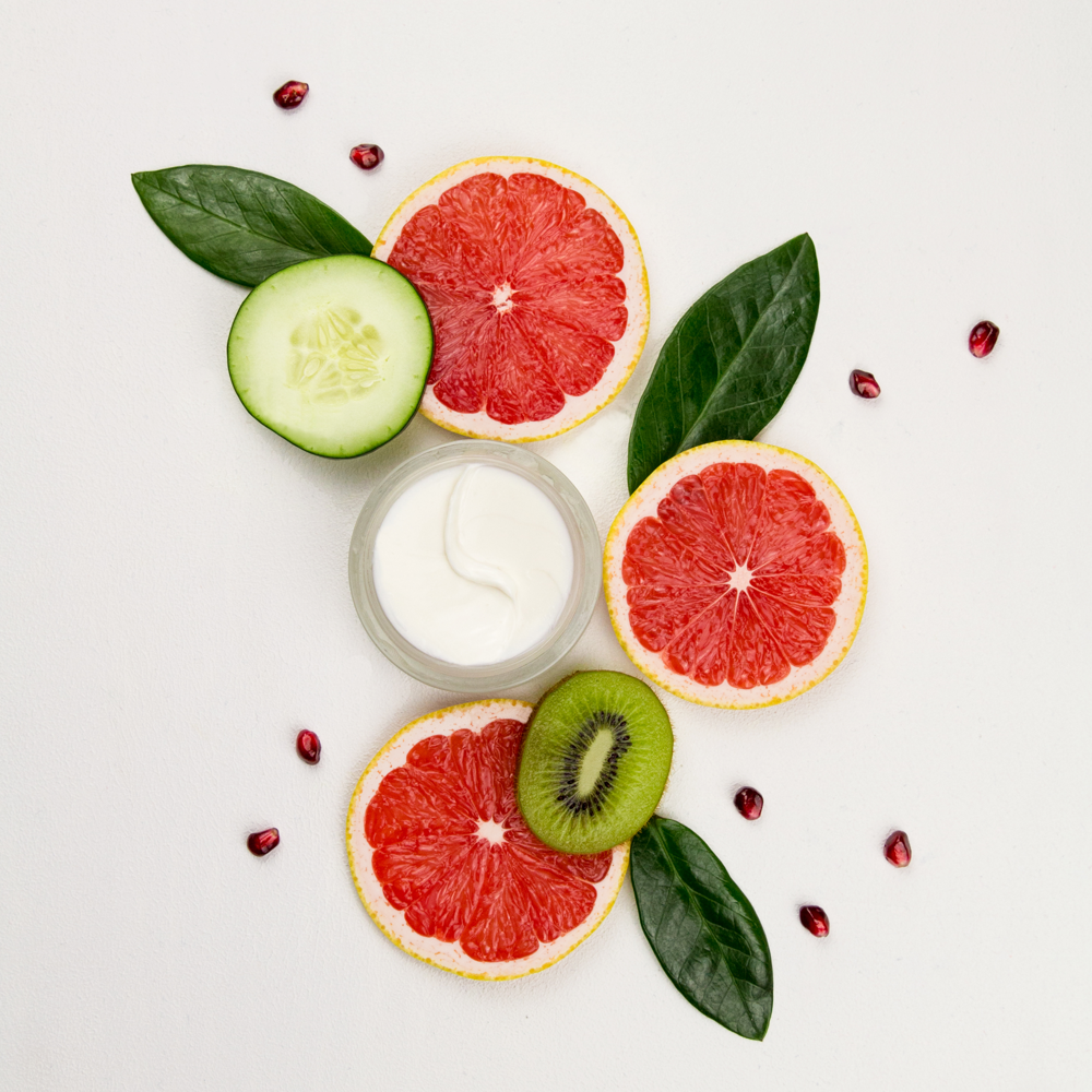 Crème pour le visage aux superfruits avec Bakuchiol