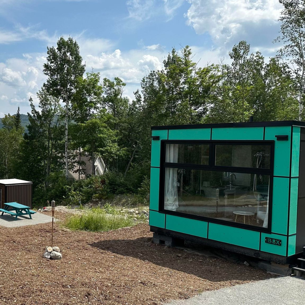 Nuitée en Coolbox à Val-Saint-Côme pour 1 à 4 personnes - Coolbox