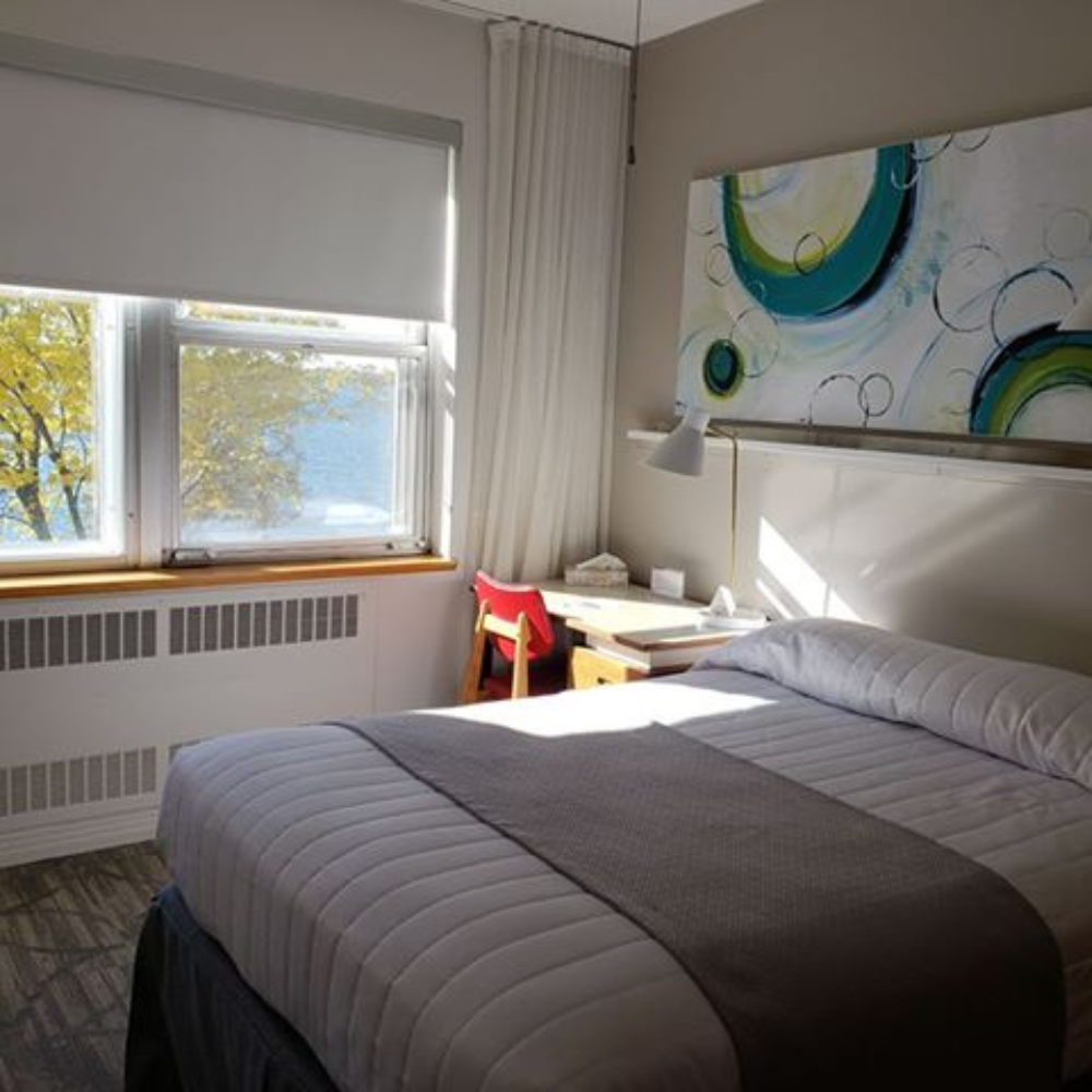Assiette à partager et vin pour 2 personnes - Hôtel Manoir d'Youville