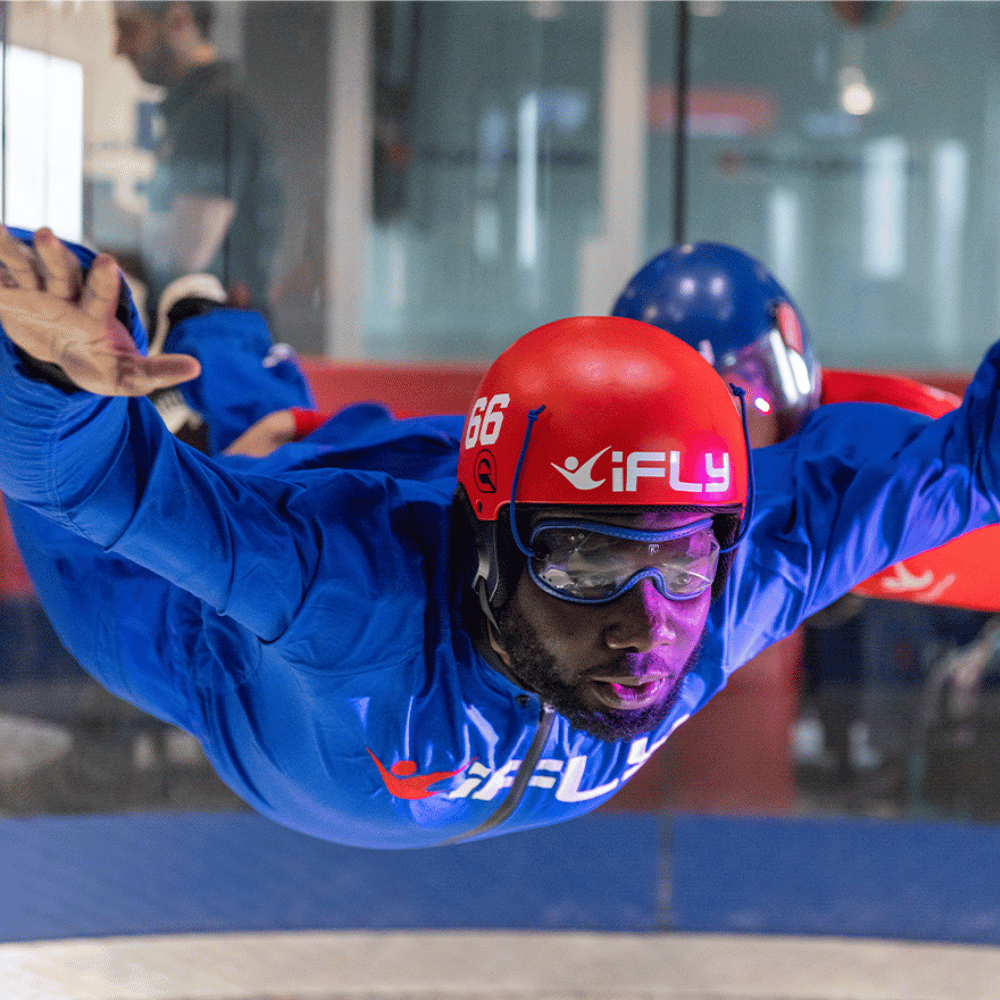 Expérience de chute libre intérieur pour 1 personne, 2 vols d'initiation - iFLY Montréal