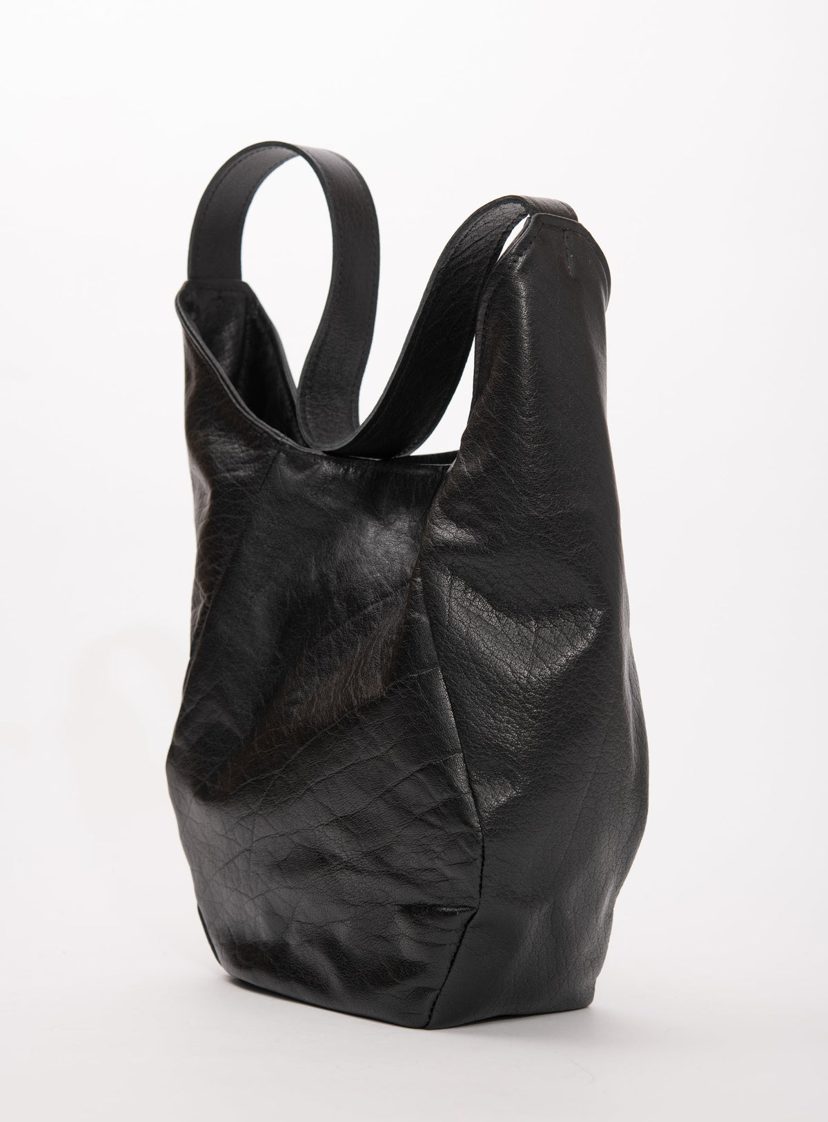 Sac cabas géométrique en cuir modèle MONT-ROYAL