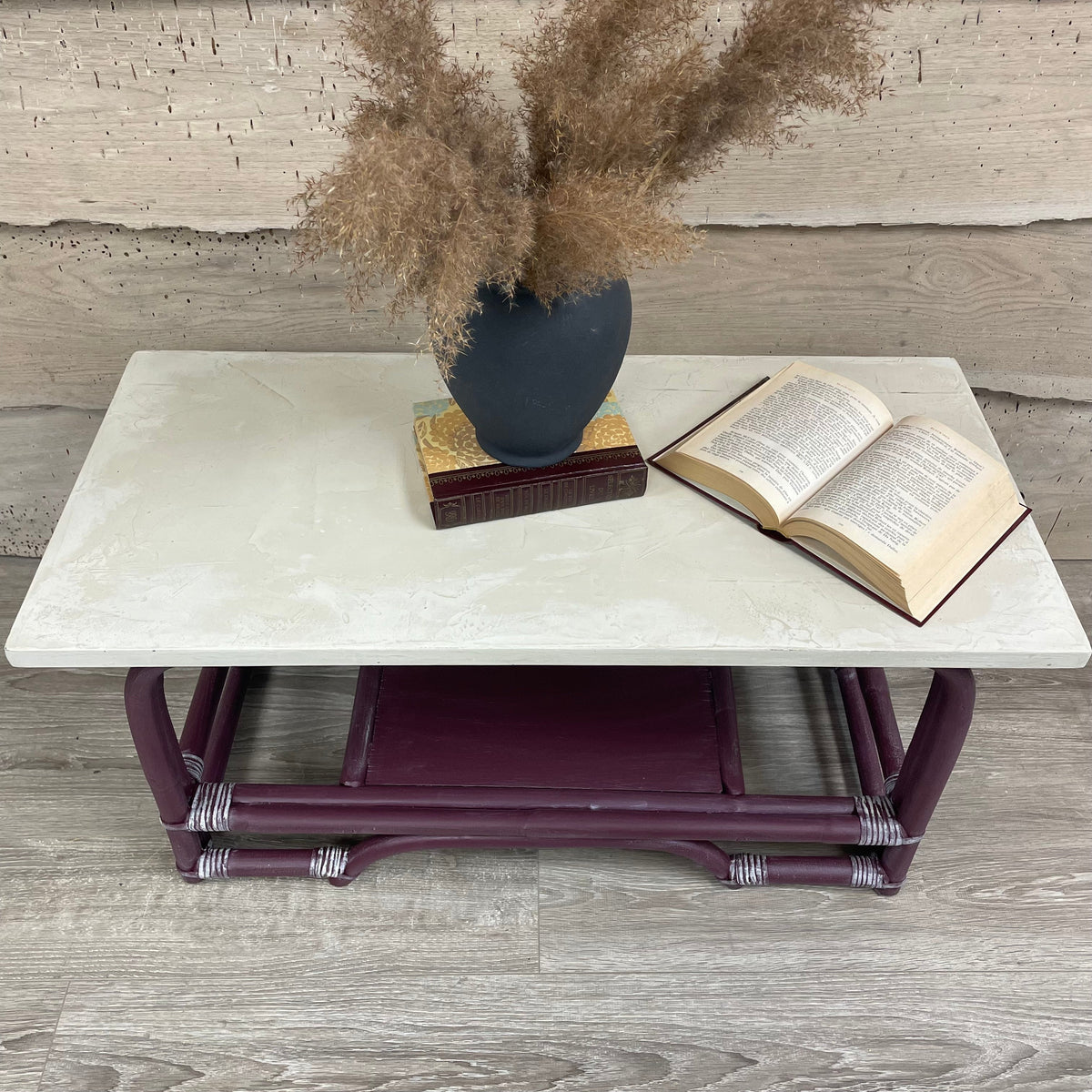 LA BURGUNDY • TABLE BASSE