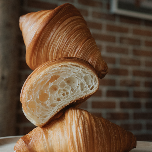 Café et viennoiseries - Le bar à croissant