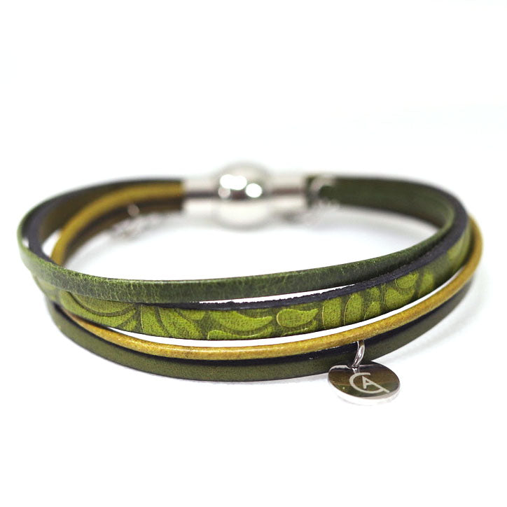 Multiple engraved bracelet