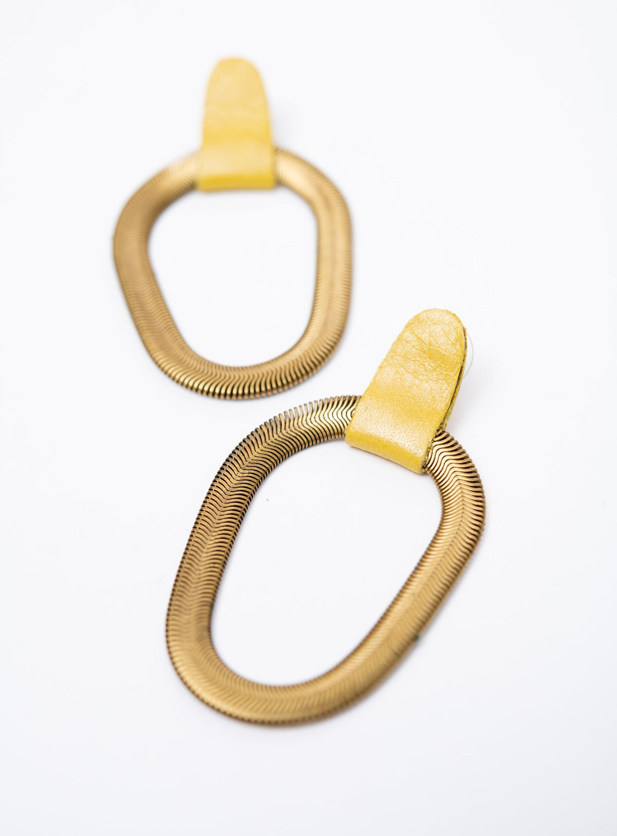 9e AVENUE boucles d'oreilles en cuir et laiton