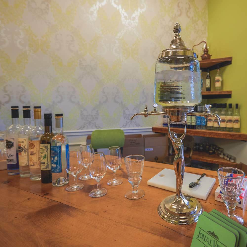 Dégustation et visite pour 4 personnes - Absintherie des Cantons