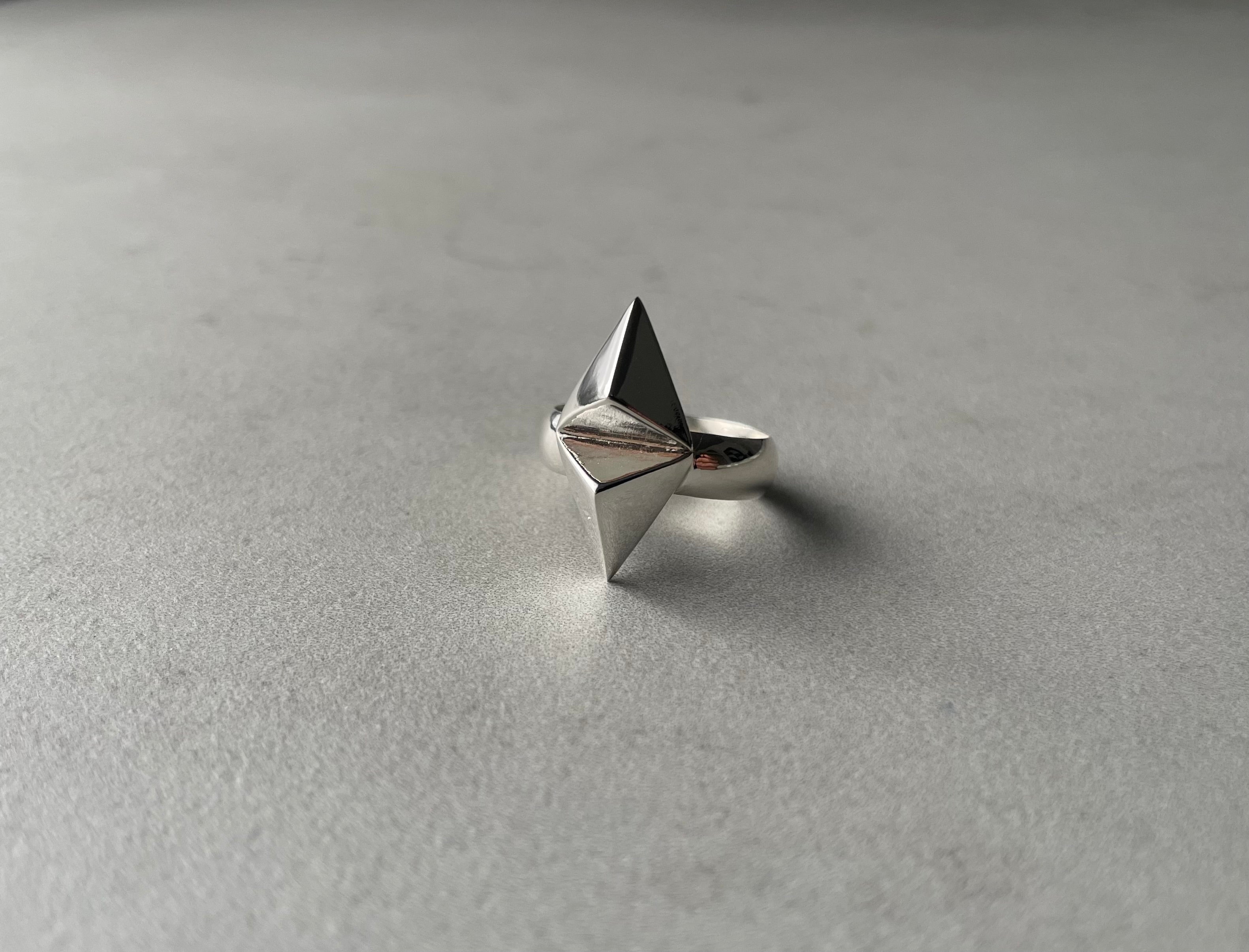 199VI ring