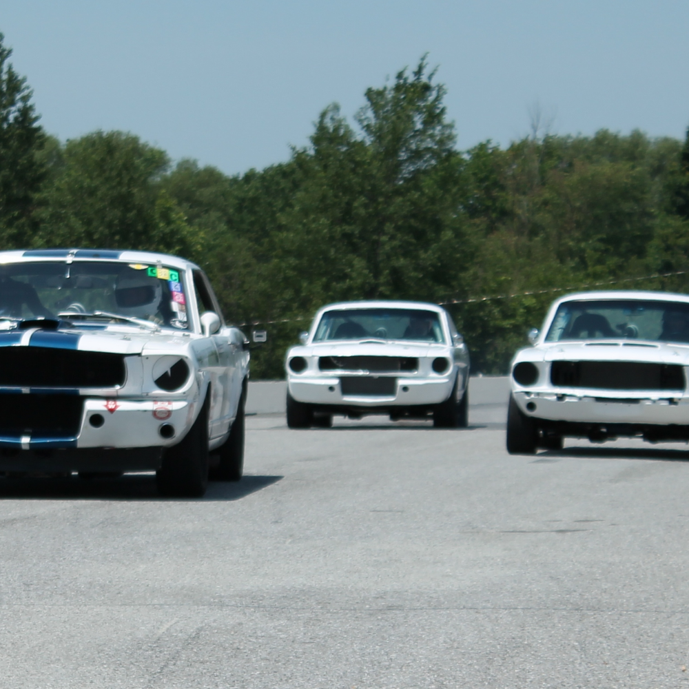 Conduite sportive pour un groupe - Course Vintage