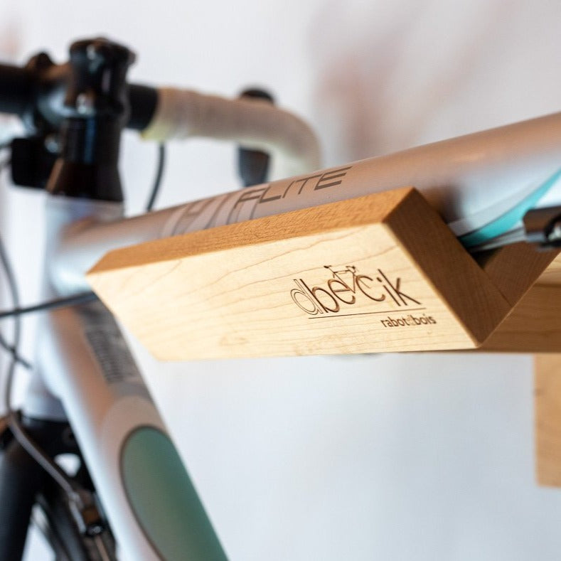 Support mural pour vélo en bois -  D-Bécik