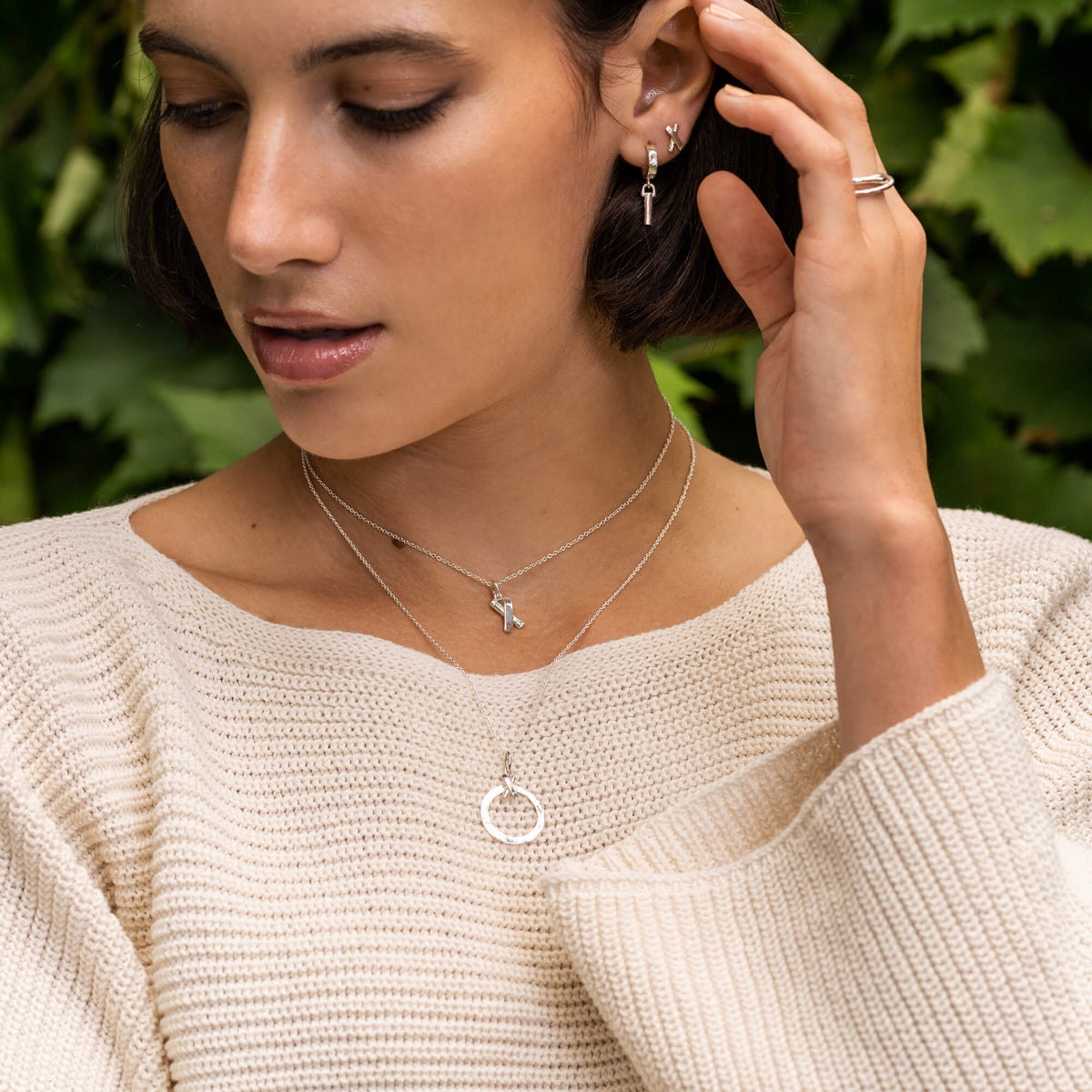 Empathique - Necklace with circular sterling silver pendant