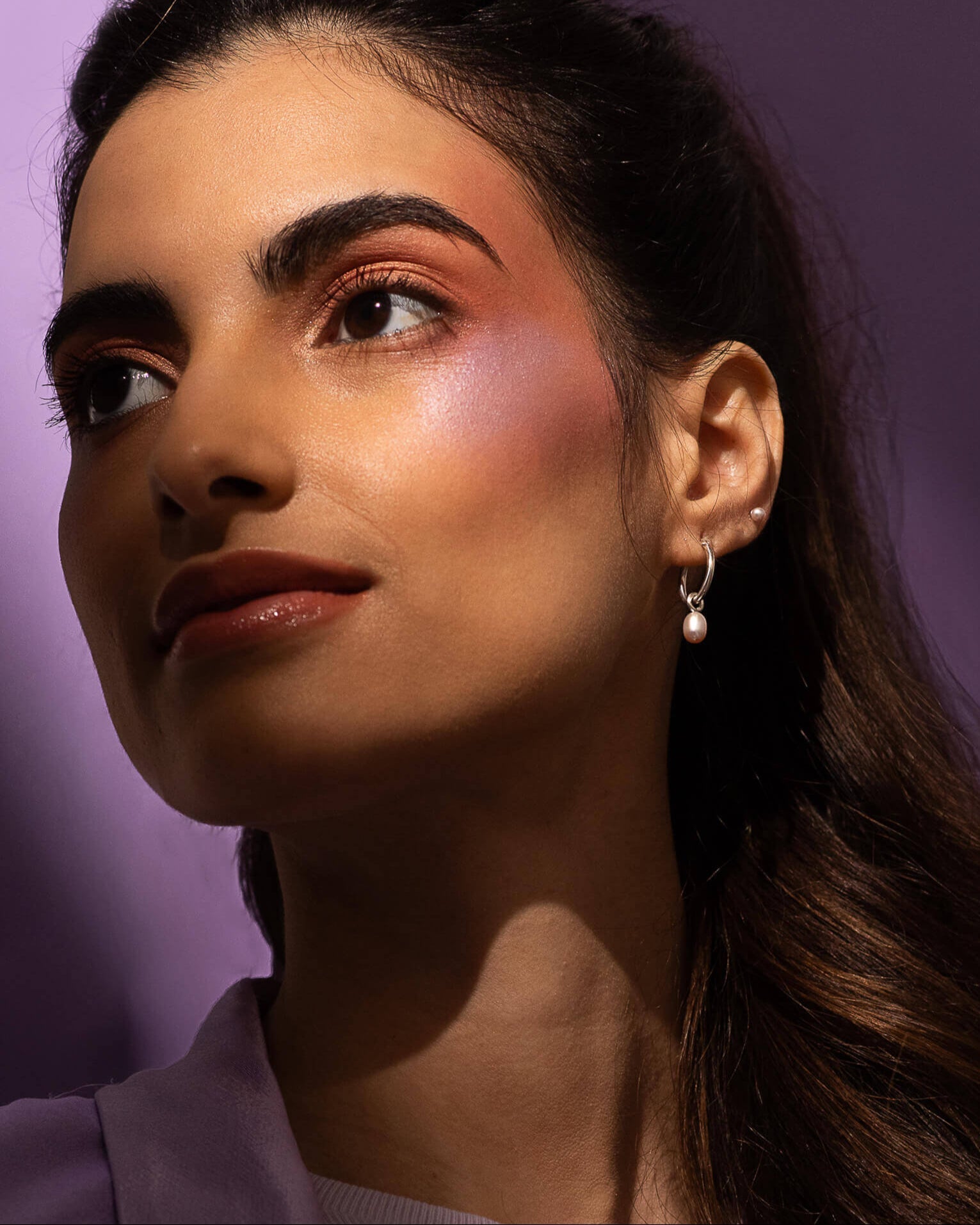 Idola - Boucles d’oreilles avec moyennes perles d’eau douce