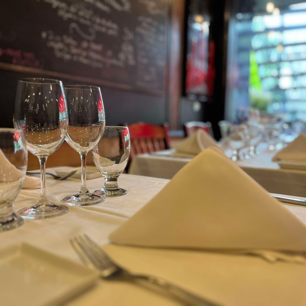 Repas gastronomique 6 services pour 2 personnes - Le Bleu Raisin