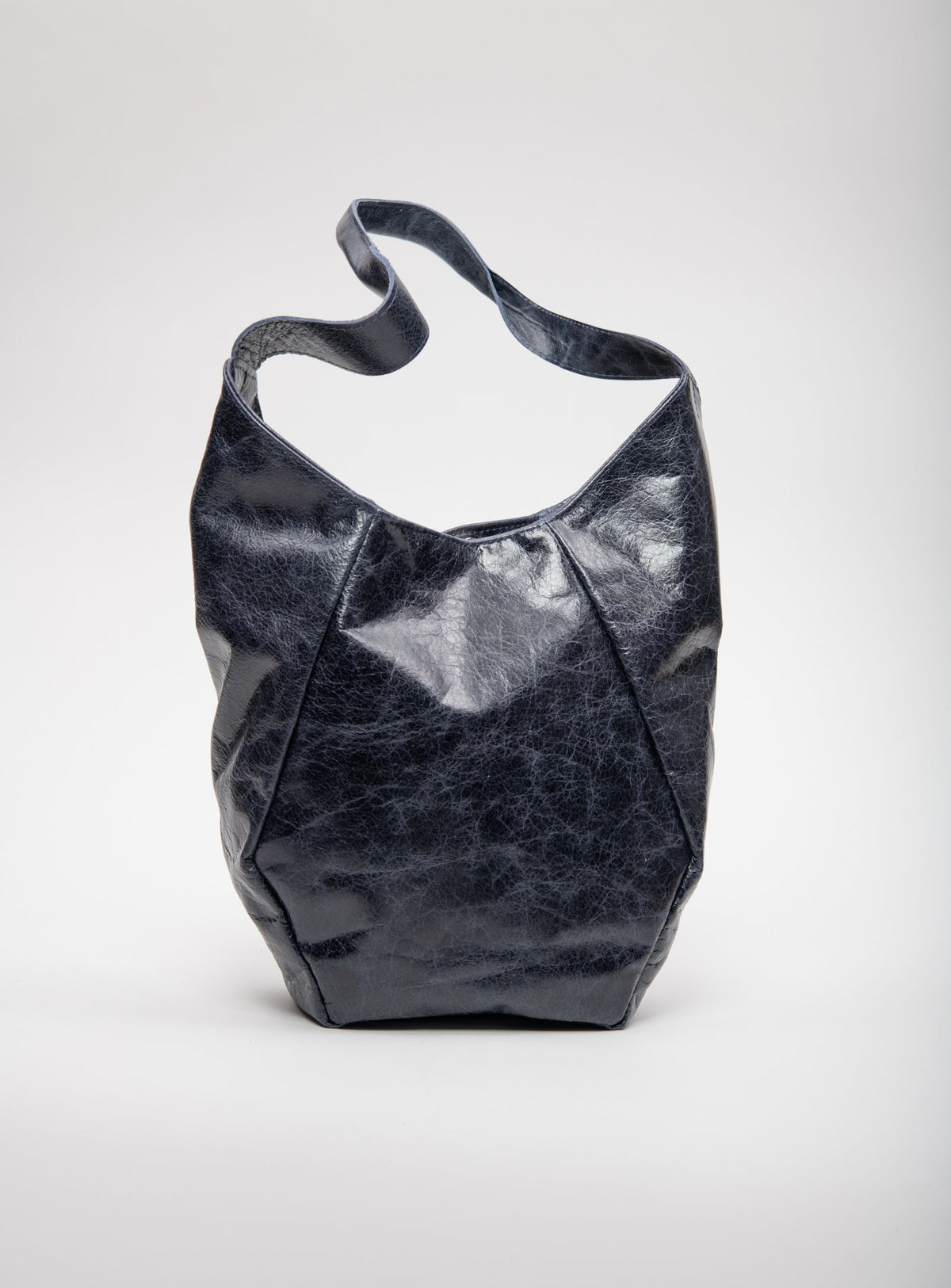 Sac cabas géométrique en cuir modèle MONT-ROYAL