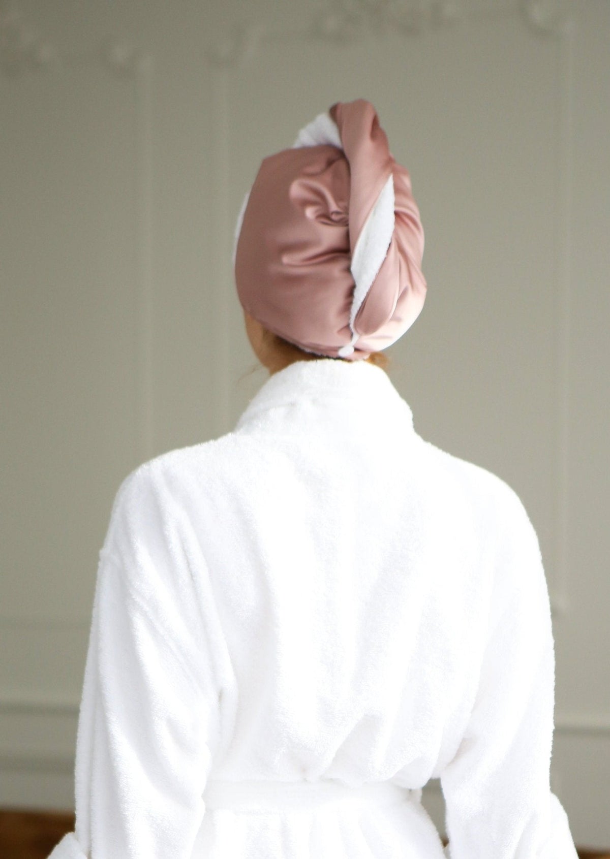 Serviette en bonnet pour les cheveux