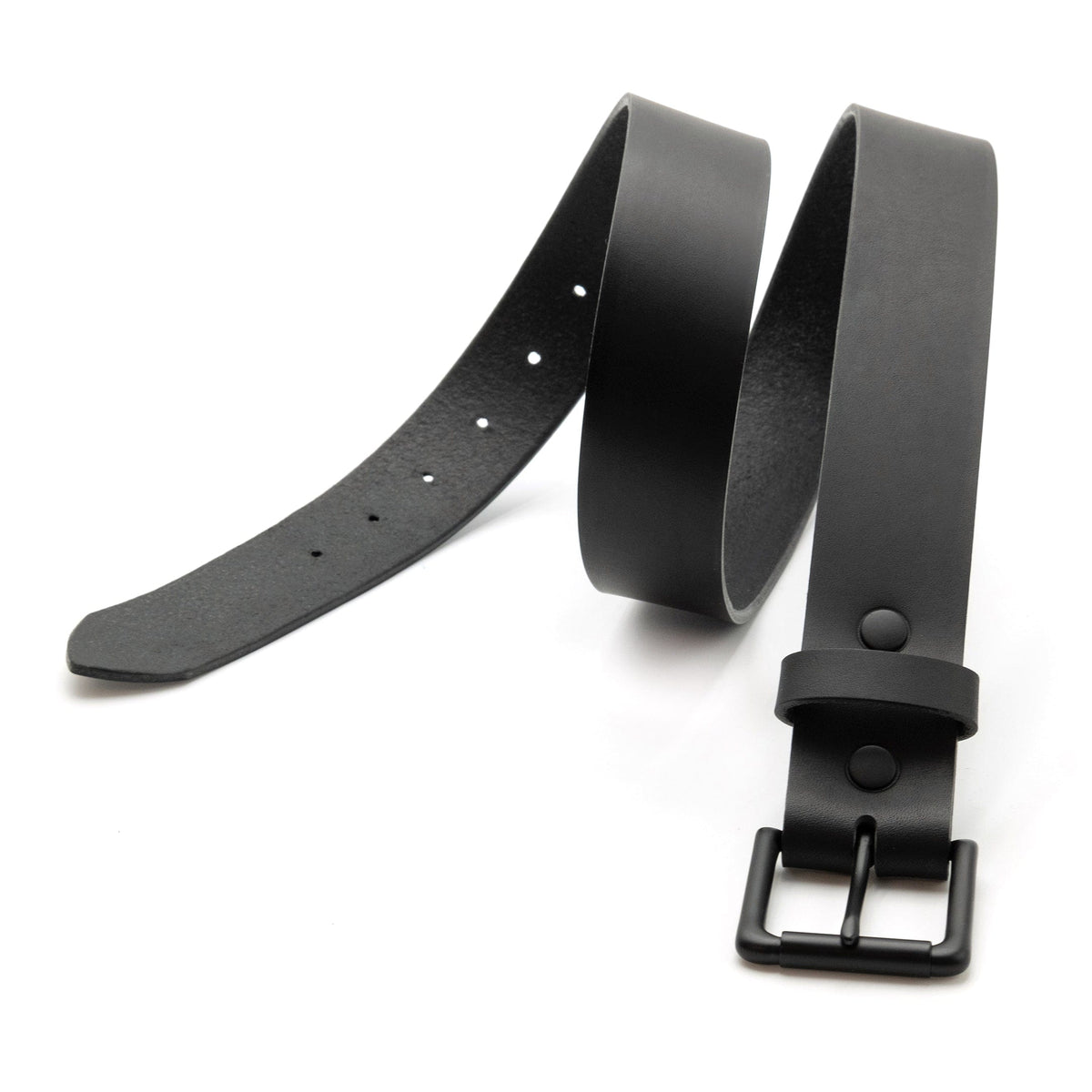 Ceinture en cuir noir mat